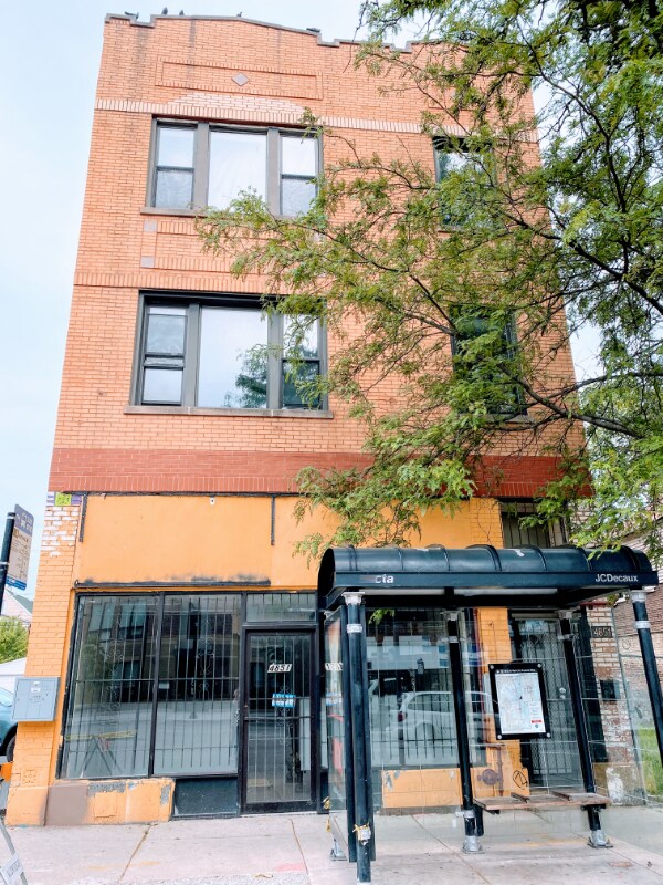 Building Photo - 4851 S Ashland Ave