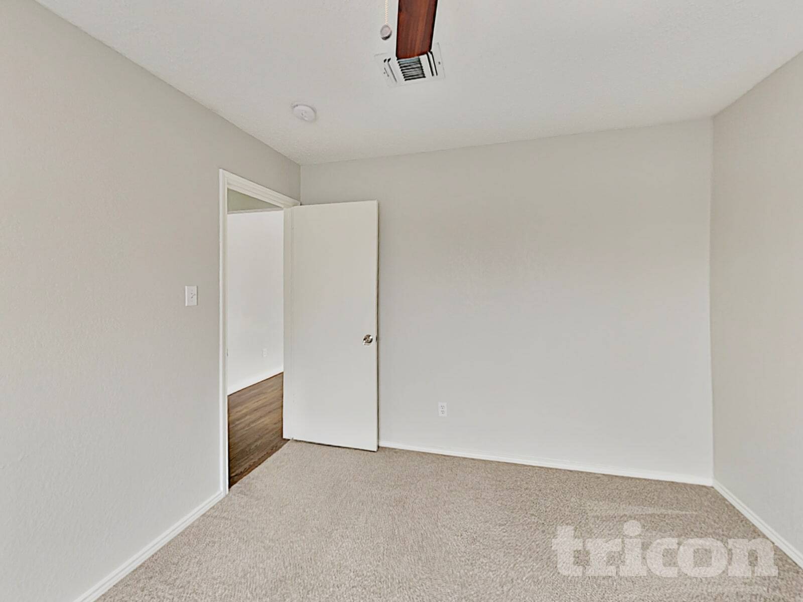 Building Photo - 7032 Rovato Dr