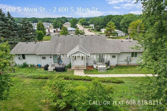 Building Photo - 600 S Main St