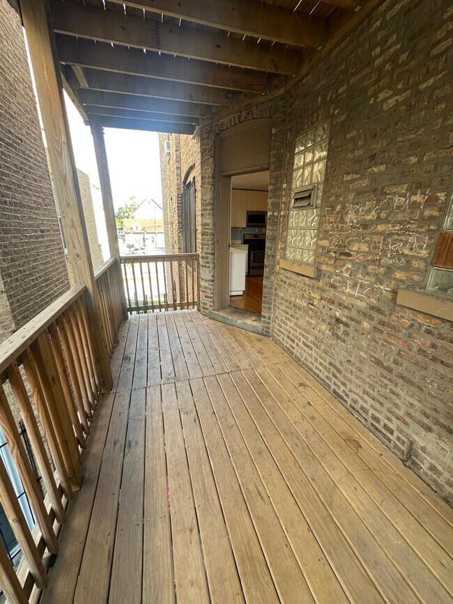 Building Photo - 1500 N Rockwell St