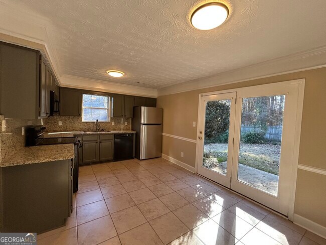 Building Photo - 145 Long Leaf