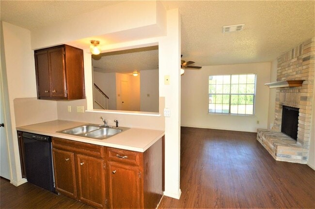 Building Photo - 3517 Rollingway Cove