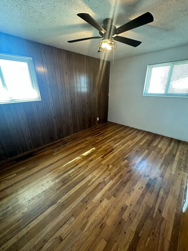 Building Photo - Christmas on Us! 2 Bed 2 Bath Home in Clearfield + $1000 Amazon Gift Card