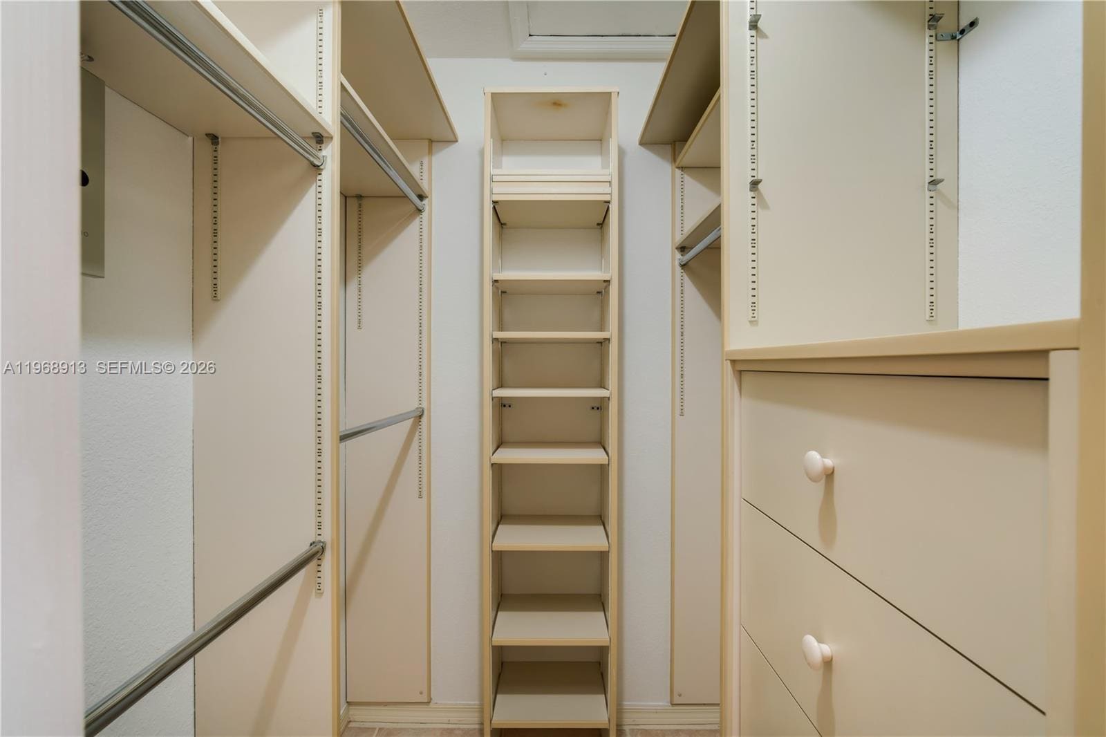 Building Photo - 7733 SW 94th Ln