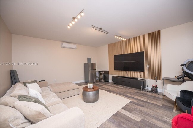 Building Photo - 10366 NW 68th Terrace