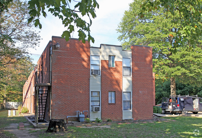 Building Photo - Sherwood Apartments