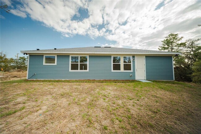Building Photo - 1447 Kissimmee Dr