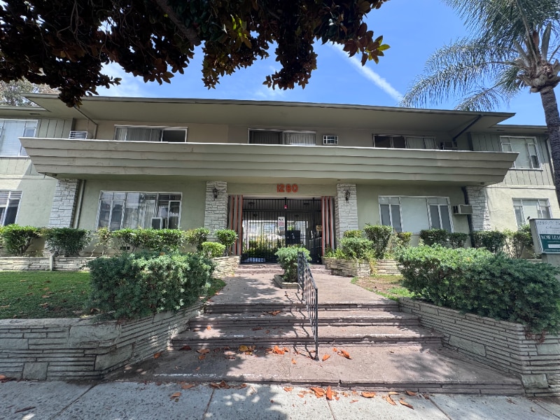 Building Photo - 1280 Laurel Ave