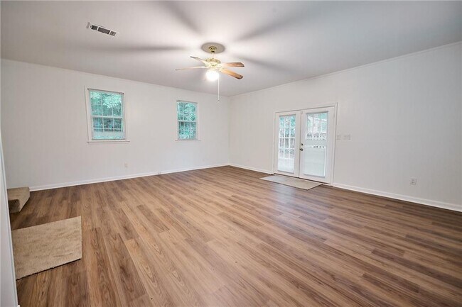 Building Photo - 1718 Country Park Way