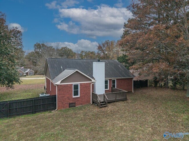 Building Photo - 111 Cepha Dr