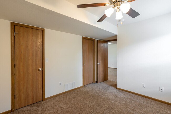 Building Photo - 5716-5718 Canaveral Drive