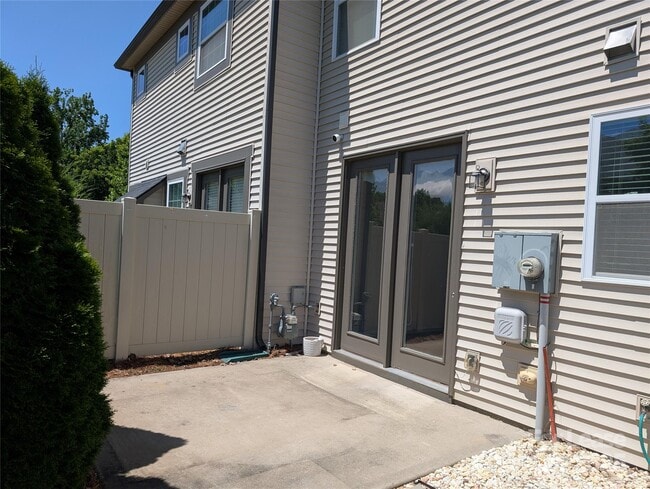 Building Photo - 5508 Trieg Dr