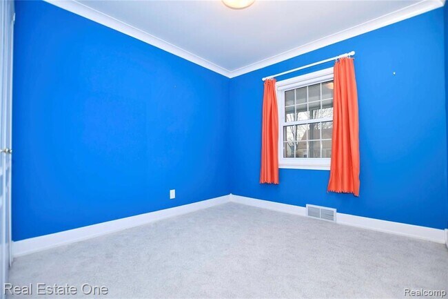 Building Photo - 610 Marlin Ave