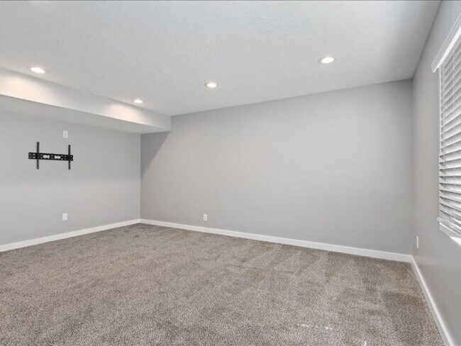 Building Photo - 14316 Autumn Path Ln