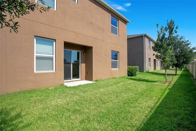 Building Photo - 3521 Seneca Club Loop