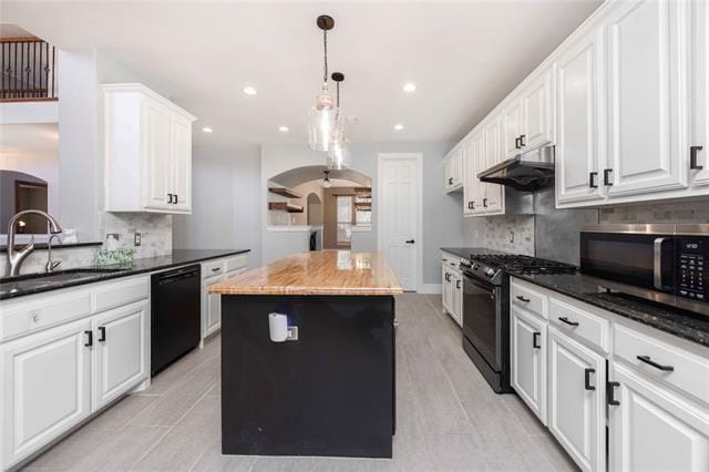 Building Photo - 1687 Sandstone Dr