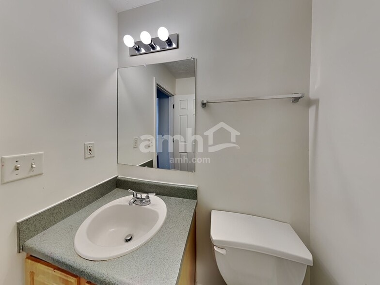 Building Photo - 750 Compton Ln