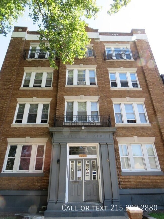 Building Photo - 1209 S 58th St