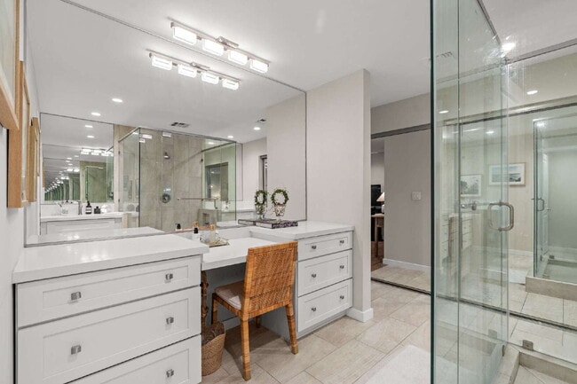 Building Photo - Waterfront Lifestyle Living