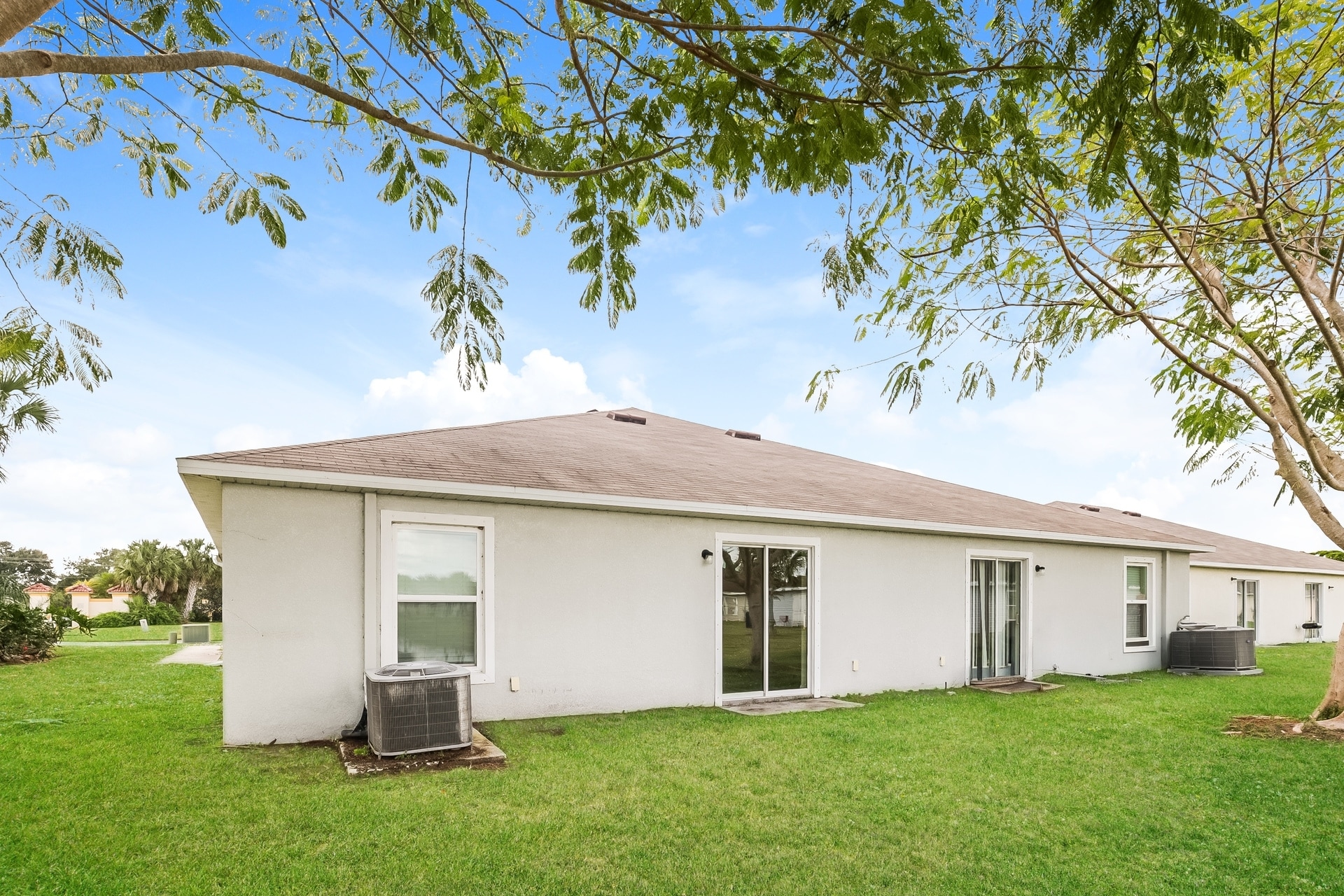 Building Photo - 9000 Aegean Cir