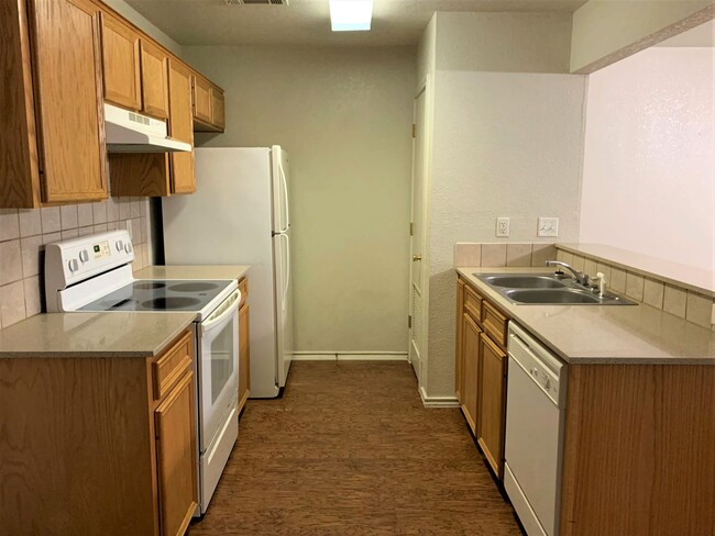 Building Photo - 411 E Central Texas Expy