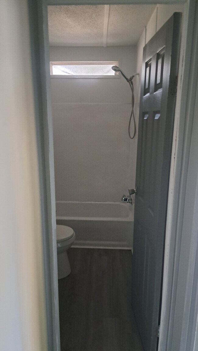 Building Photo - 304 Bayonet Dr