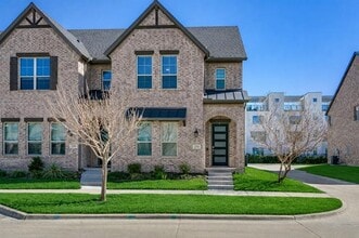 Building Photo - 12966 Wymeth Dr