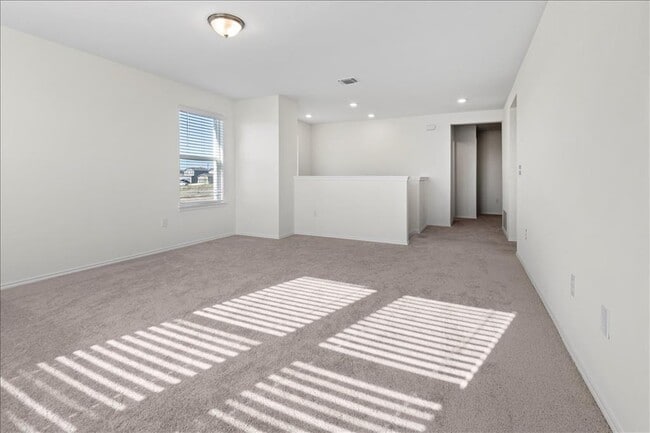 Building Photo - 18501 Spotted Eagle Ln