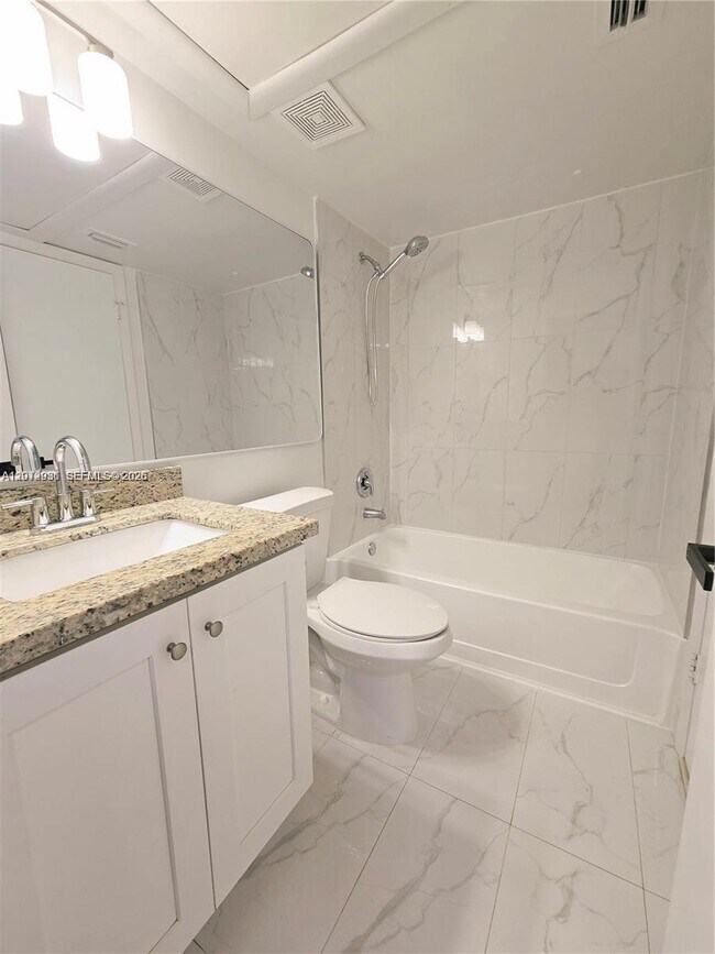 Building Photo - 2881 N Oakland Forest Dr
