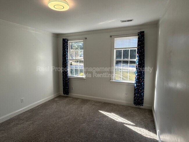 Building Photo - 3421 Kistler Ct