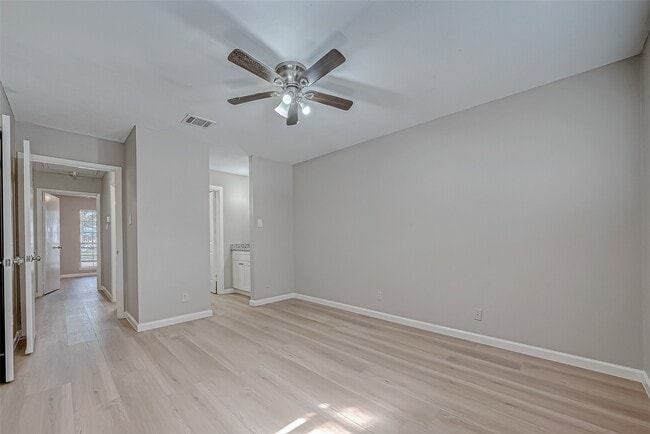 Building Photo - 7315 Housman