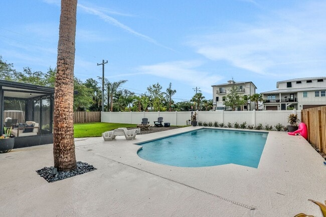 Building Photo - Rental available in Isle of Palms