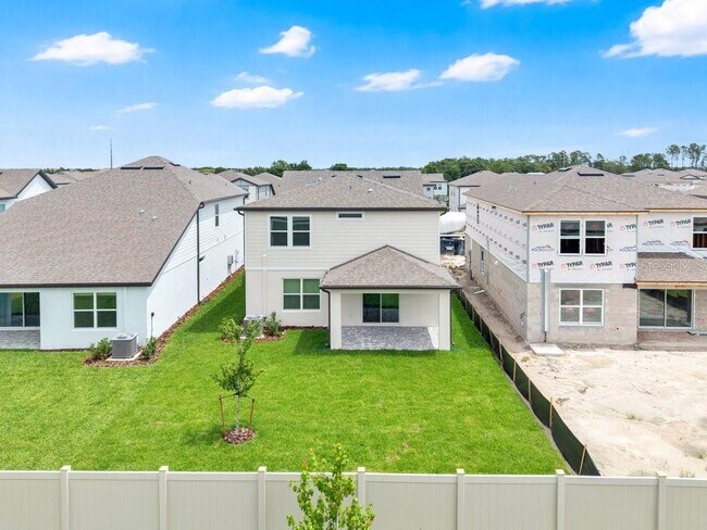 Building Photo - 33460 Binding Ties Ln