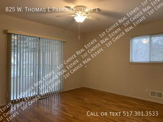 Building Photo - Spacious 3-BDR 1-BTH Apt w/ Garage & Laund...