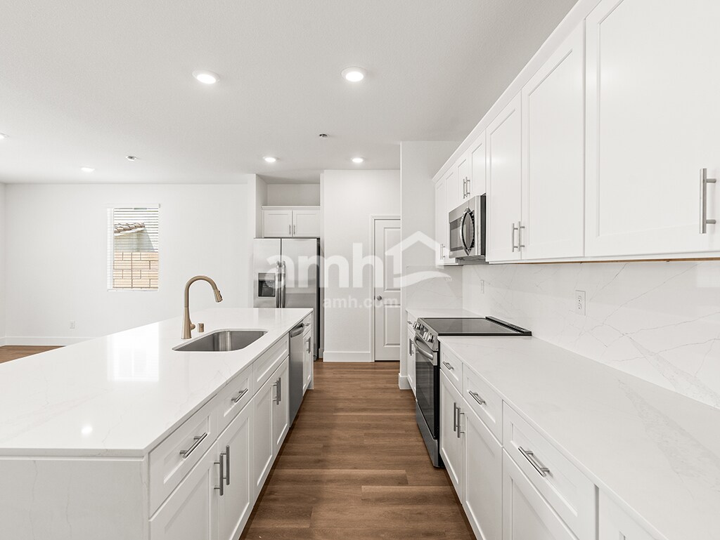 Building Photo - 8442 Gold Strike Ct