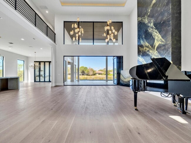 Building Photo - 330 Kelly Plantation Dr