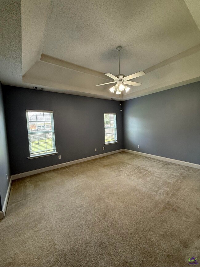 Building Photo - 106 Haven Crest