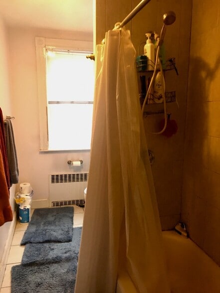 Building Photo - 91 Wallingford Rd