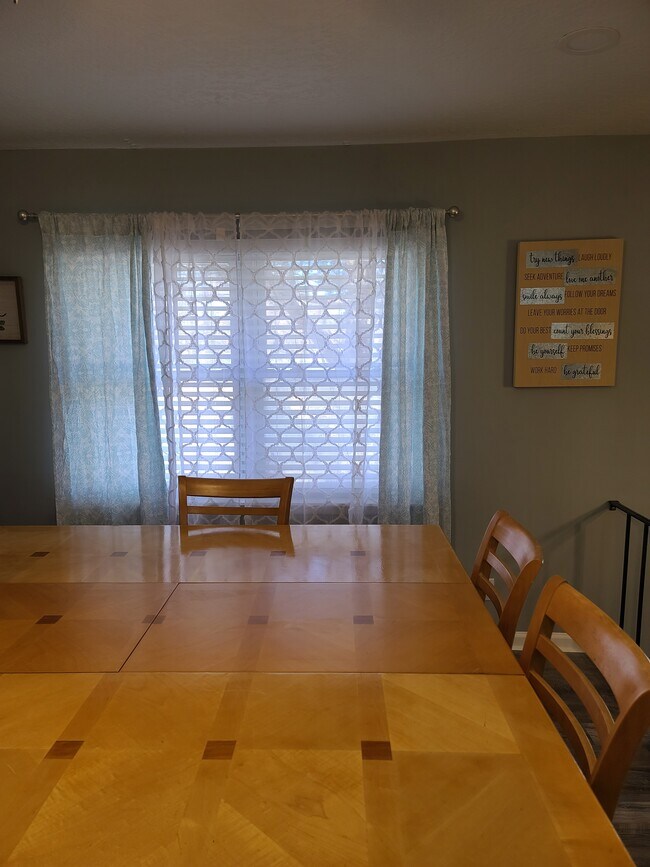 Building Photo - 5224 Roanoke Blvd