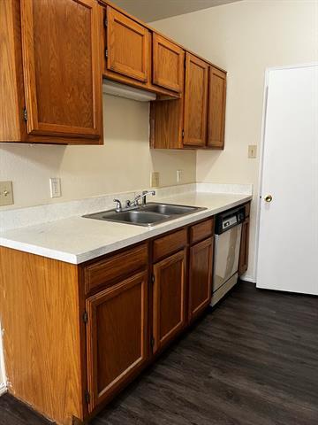 Building Photo - 611 Oriole Blvd