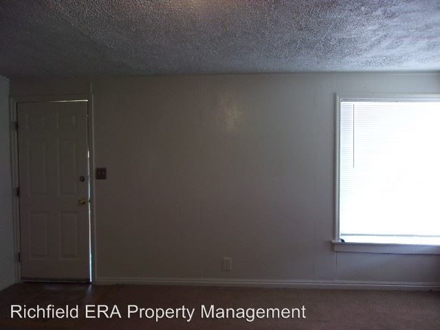 Building Photo - 2 br, 1 bath House - 440 S 200 W