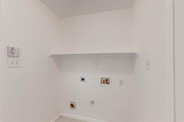 Building Photo - 12850 Vassar Dr