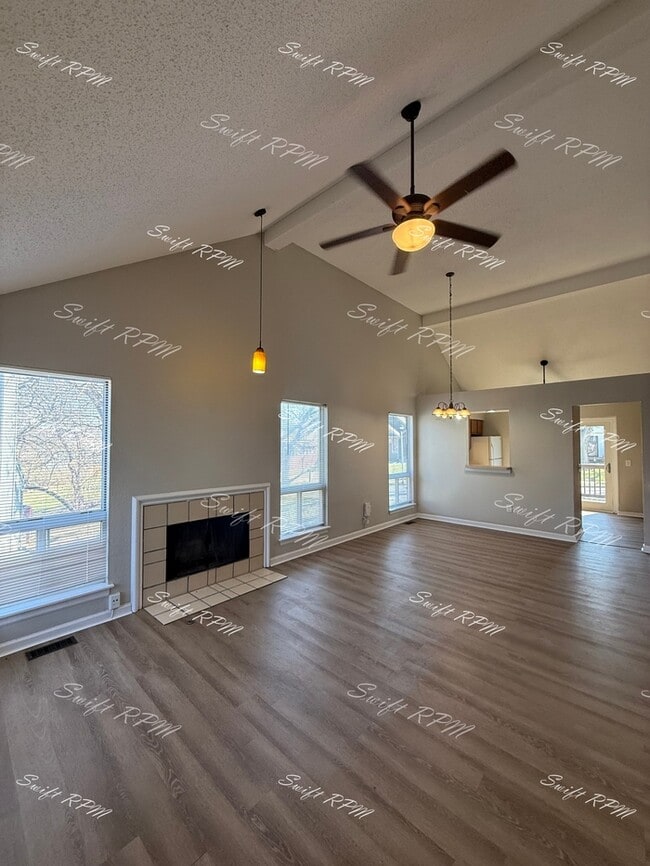 Building Photo - 8955 Hauser St