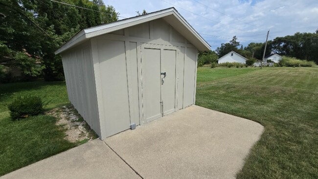 Building Photo - 4320 N 135th St