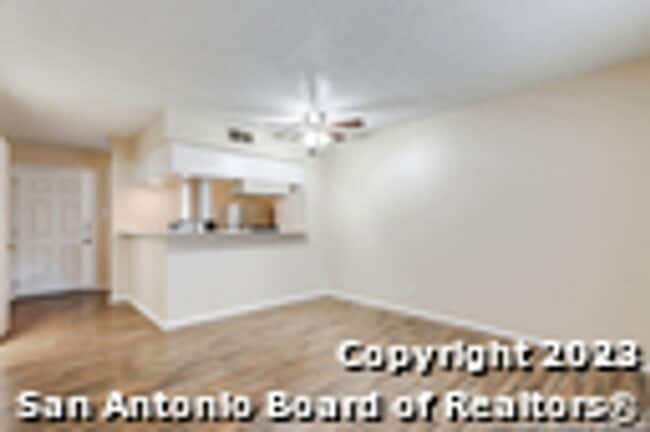 Building Photo - 1045 Shook Ave