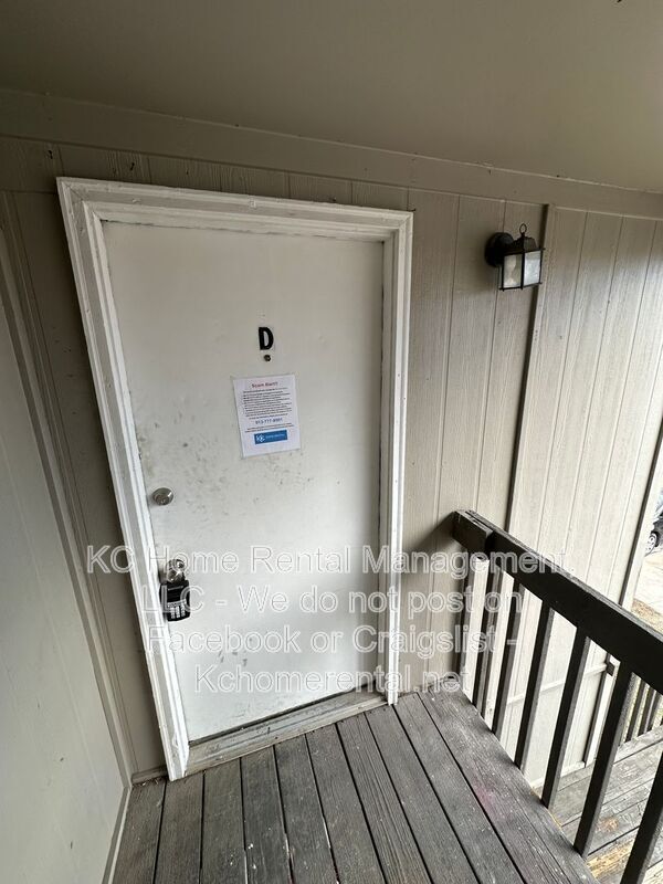 Building Photo - 838 Saddlewood St