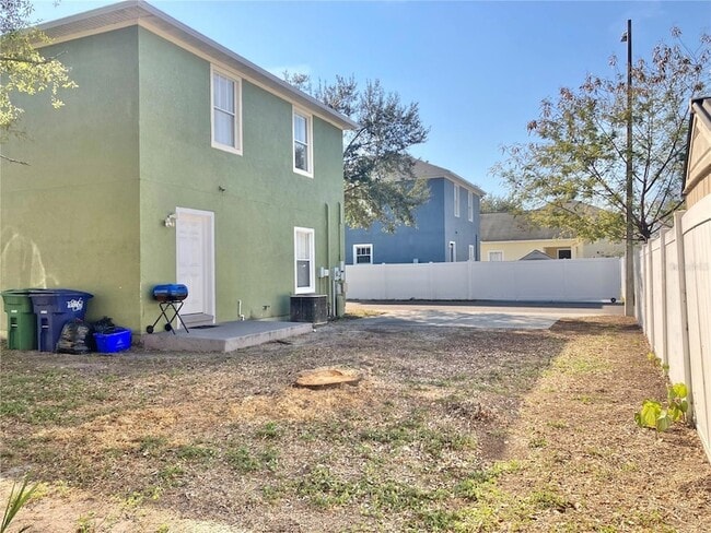 Building Photo - 318 E Patterson St