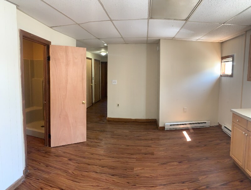 Building Photo - 3 E Main St