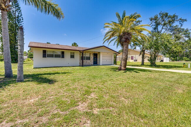 Building Photo - 3 Bedroom Home in Port Orange