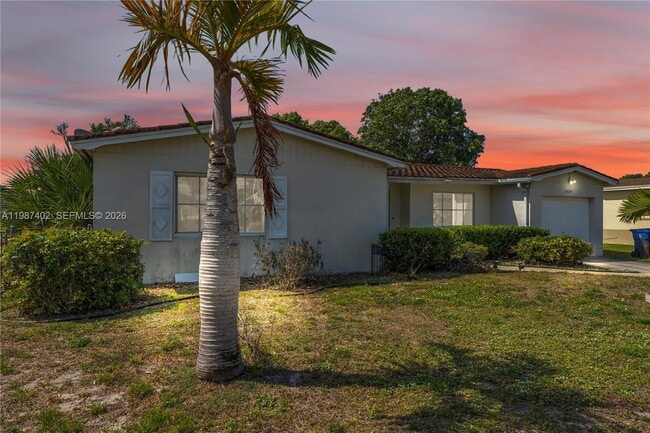 Building Photo - 6924 NW 8th Ct